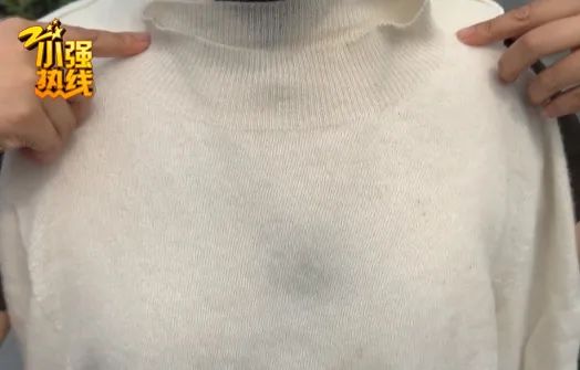 DƬ